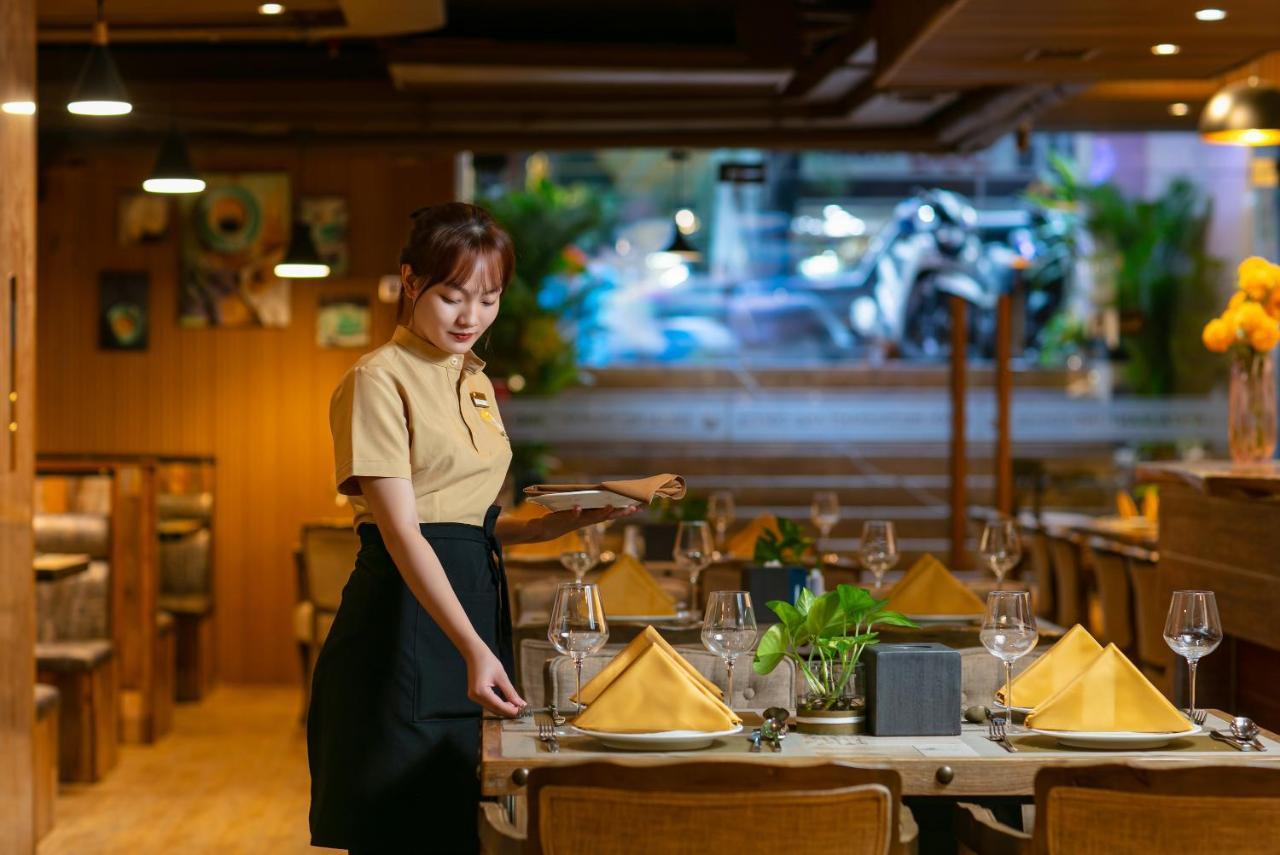 네스타 호텔 사이공 호치민 외부 사진